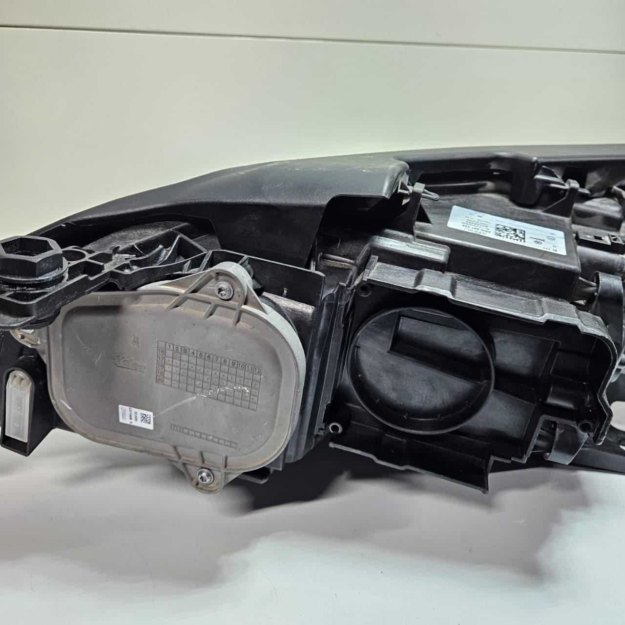 Volkswagen VW Passat CC 2018 LED Headlight 3GG941036 Used