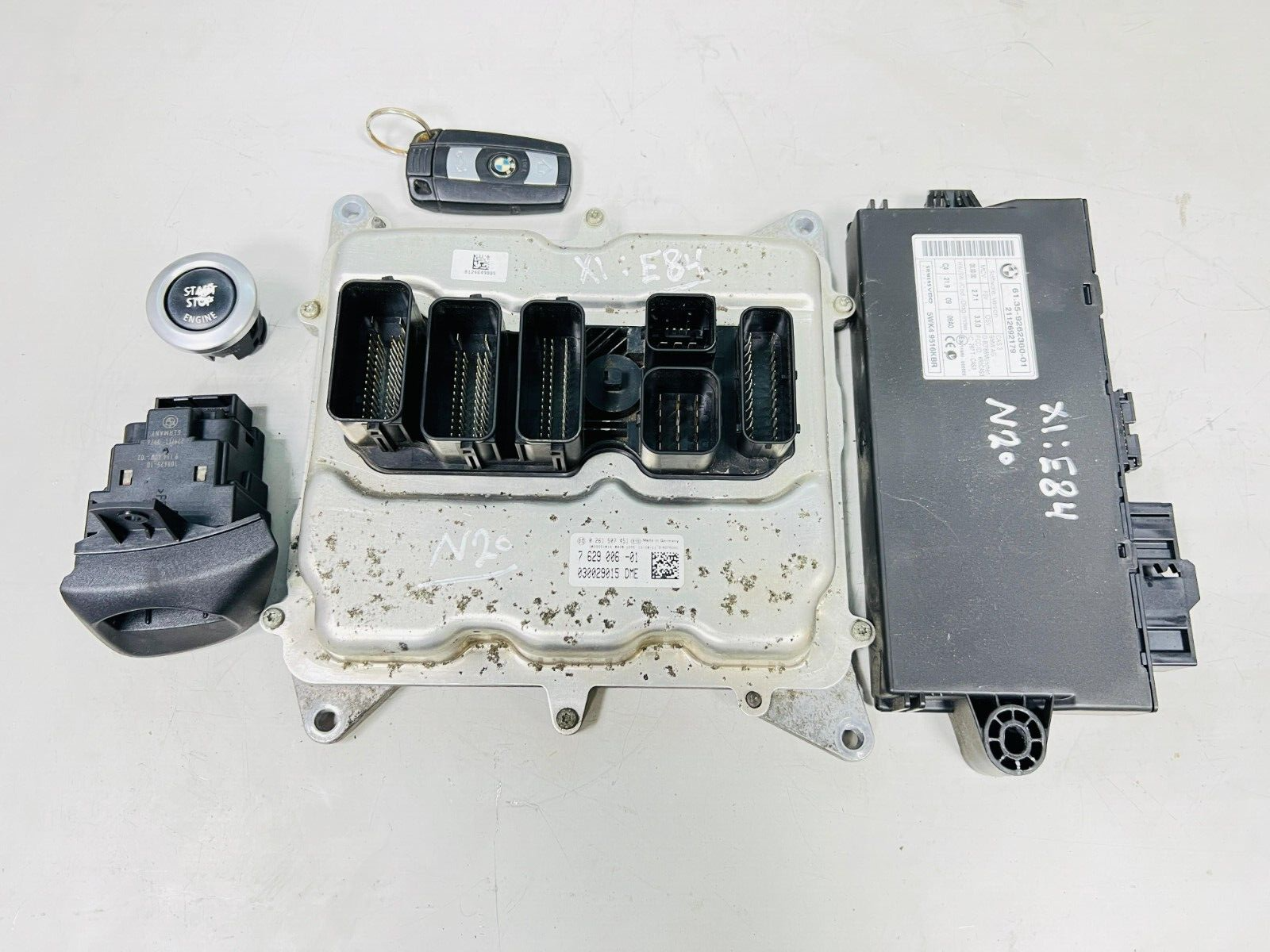 BMW X1 20iX E84 2011 N20B20A ENGINE CONTROL UNIT ECU KIT 7629006