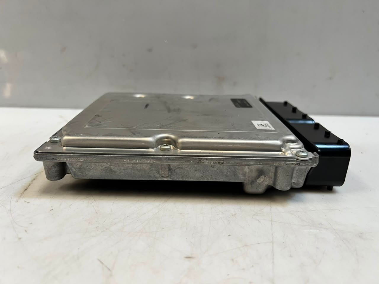2010-2015 BMW X1 3SERIES E90 E87 E84 E81 Engine Control Unit ECU 7620350 OEM