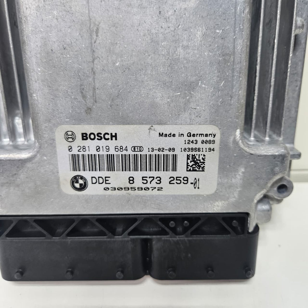 8573259-BMW F30 F32 F34 F36 N47N Diesel Engine Control Unit DDE Key Set