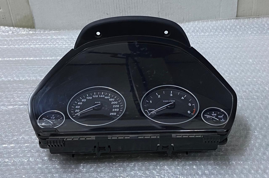 OEM BMW F30 F31 F32 F33 F34 F36 Diesel Instrument Speedometer Cluster 9311393
