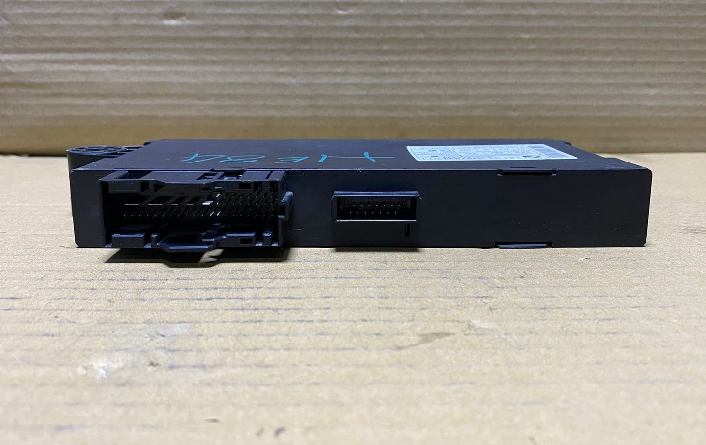2007-2013 BMW X5 Ignition Switch Keyless Control Module 6943833