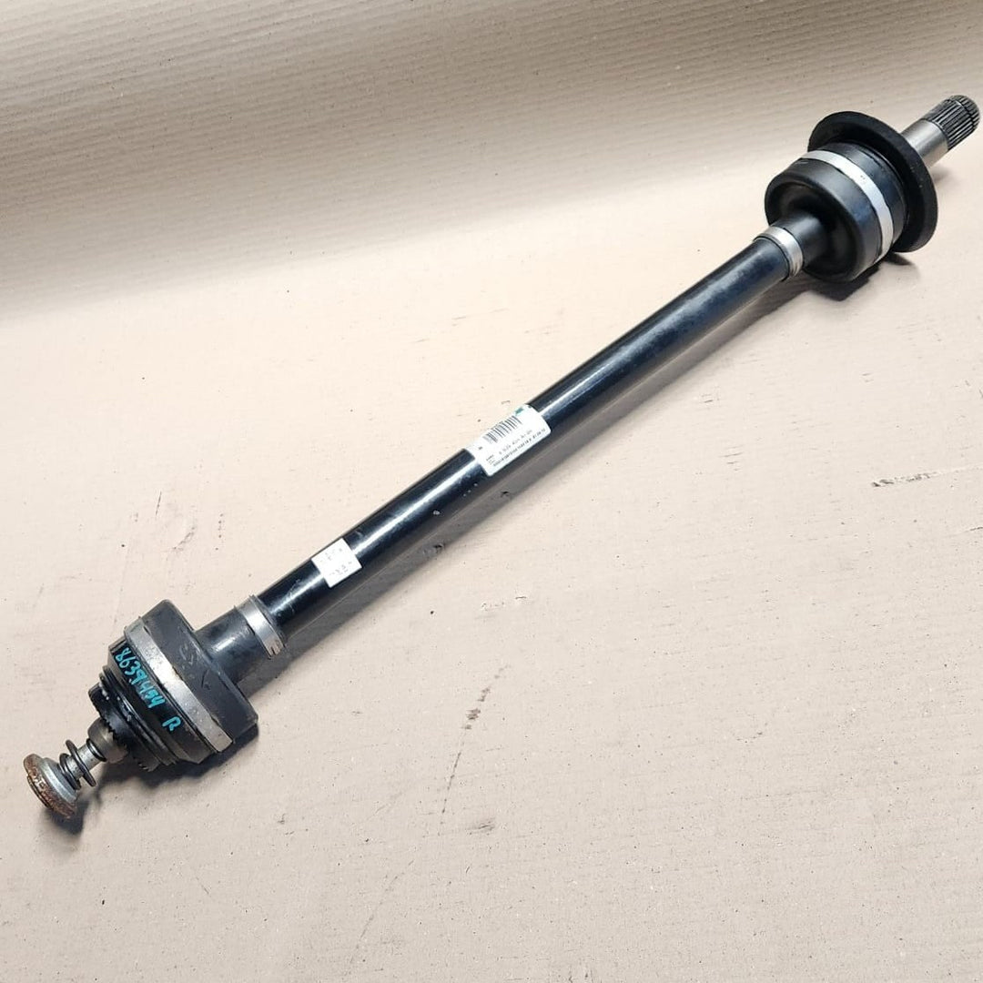 2016-2019 BMW 750i M760i G11 G12 xDrive Rear Right Drive Shaft 8639454 OEM