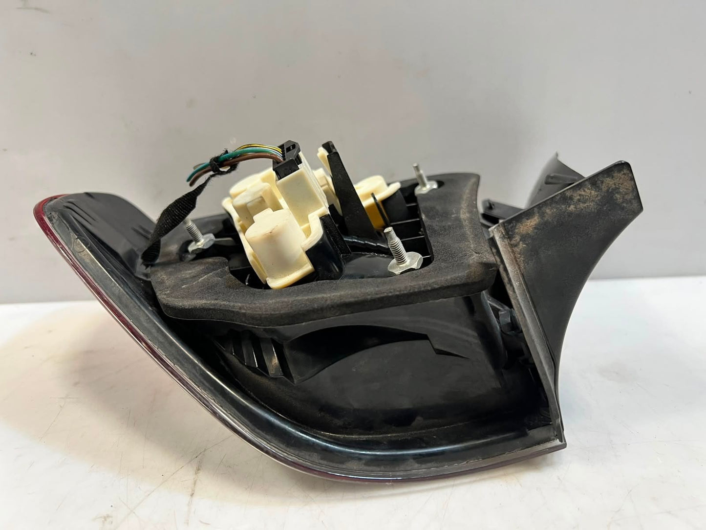 BMW  3 Series E90 TYC TAIL Light Rear Left RIGHT BACKLIGHT 0406879 0406880 OEM