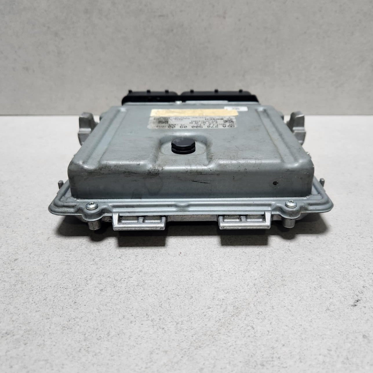 2014-2015 Mercedes-Benz CLA250 Engine Control Unit A2709000900 CLA250 C117