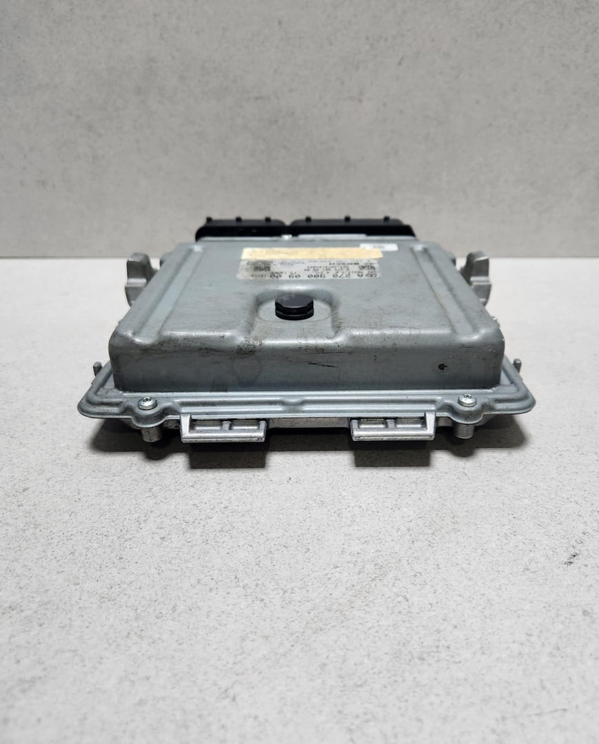 2014-2015 Mercedes-Benz CLA250 Engine Control Unit A2709000900 CLA250 C117