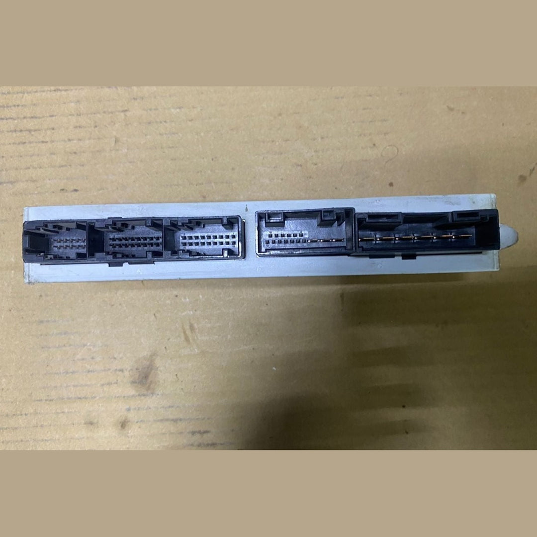 2004-2005 BMW 745i Door Control Module 6964141 7 Series E65 E66