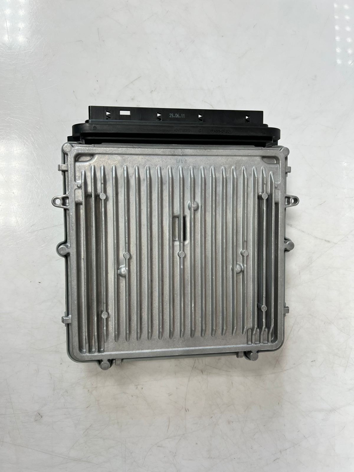 2007-2013 BMW X5 E70 N57 Engine Control Unit ECU SET DDE + CAS3 + 1KEY 8517015