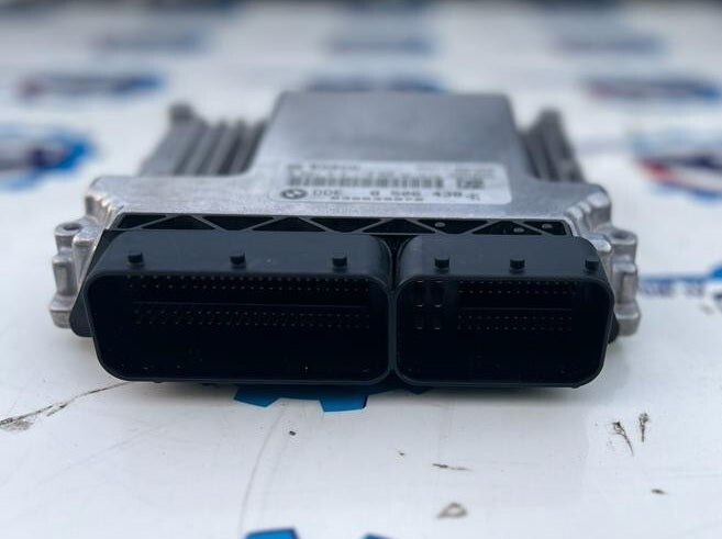 BMW 3 (E90) Engine Control Unit ECU 13618506438 ..320D 2007