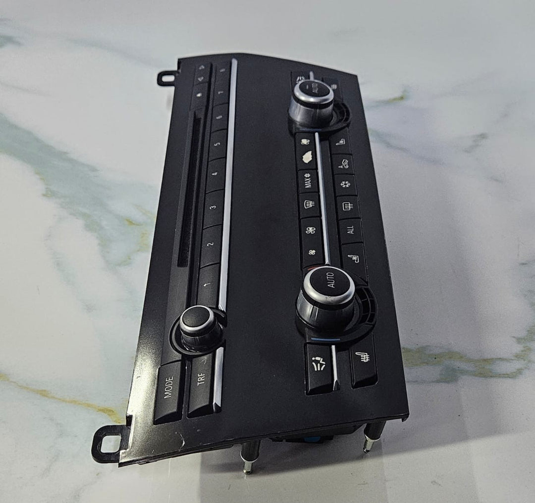 OEM BMW 7 F01 F02 F03 F04 Climate control and Radio Panel 9224749