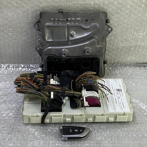 OEM BMW X5 F15 N55 ENGINE CONTROL UNIT DME ECU SET 8639582 BOSCH