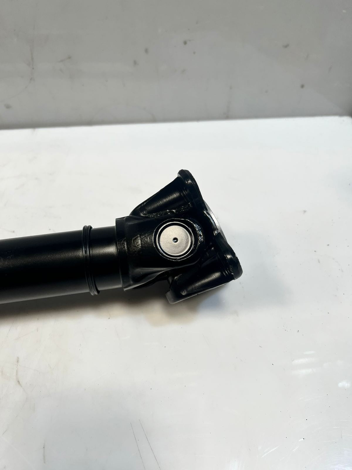 Genuine 2008-2019 BMW X5 F15 F16 F85 F86 E70 E71 Front Drive shaft 8605866 OEM