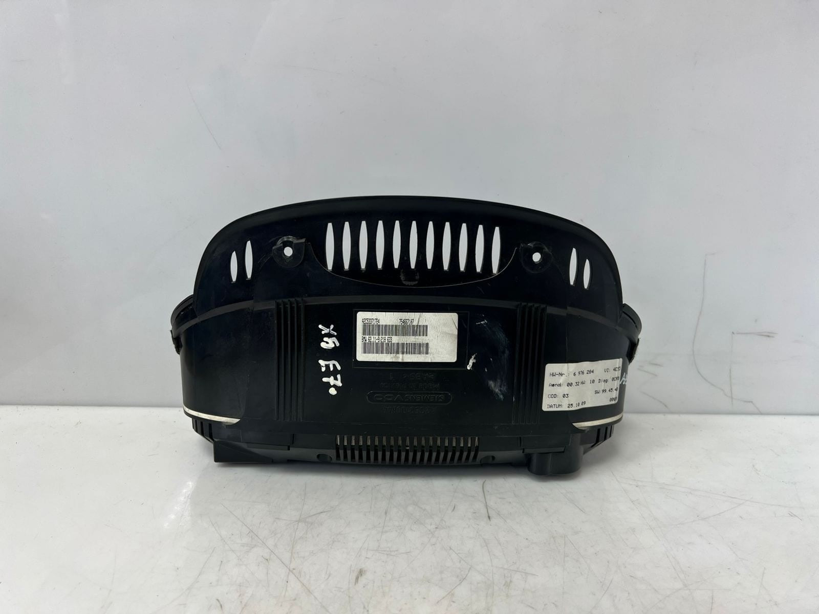 2009 BMW X5 E70 3.0D Speedometer Instrument Cluster 9218633 LHD OEM