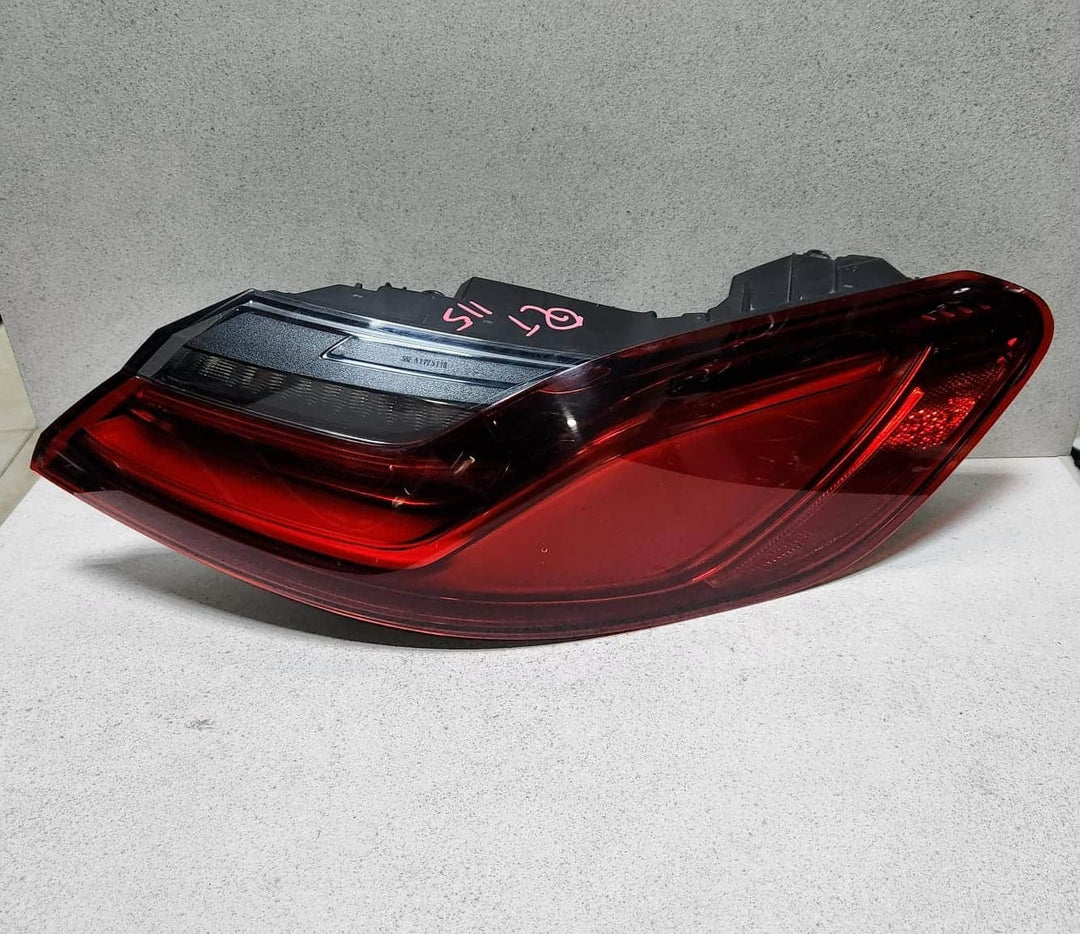BMW Rear Light Side Panel Led Right 7445774  8 Series F91 F92 G14 G15 G16