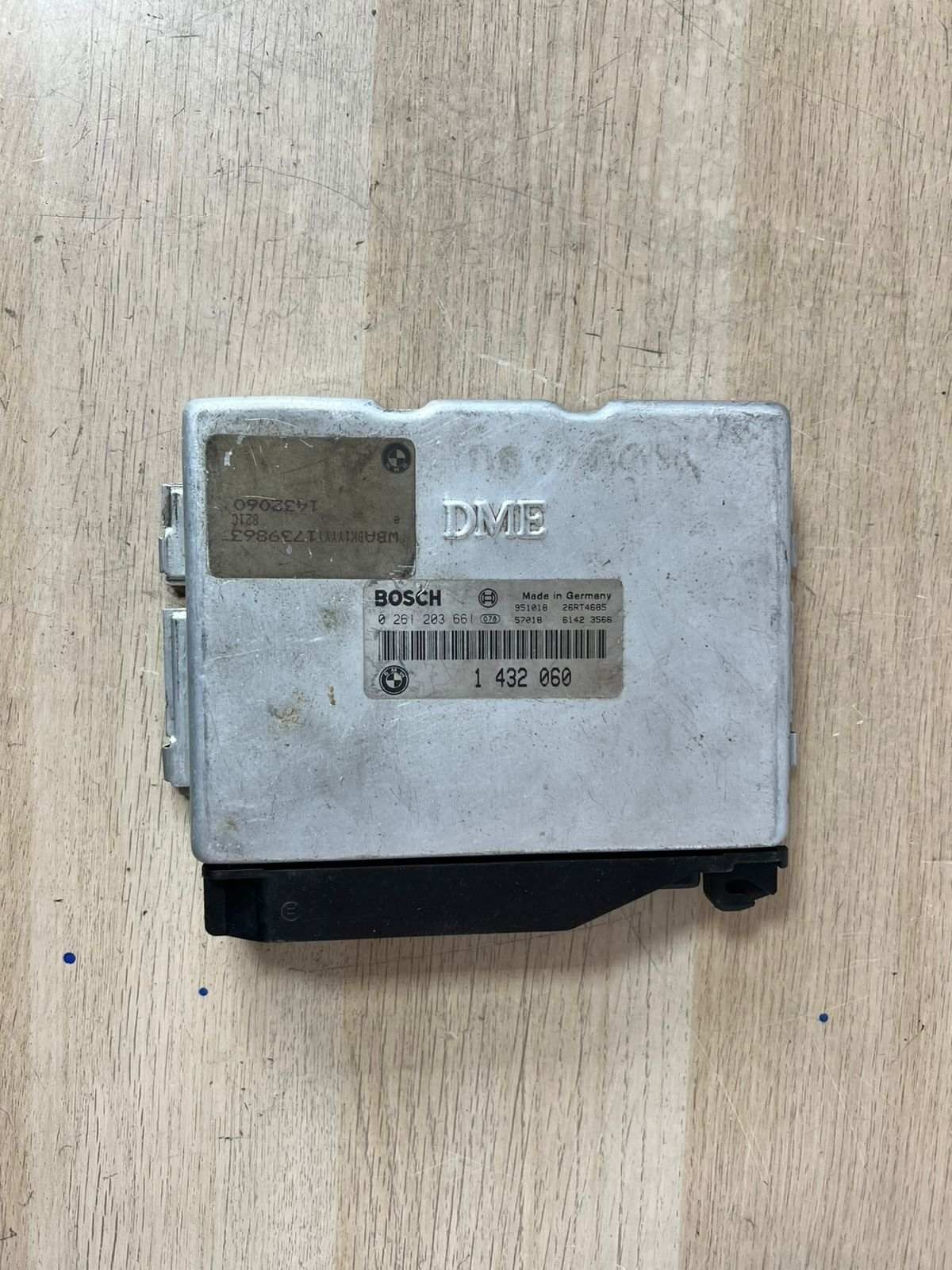 1996-1999 BMW 318i Engine Control Unit 1432060 E36 318i and Z3 models with M43 
