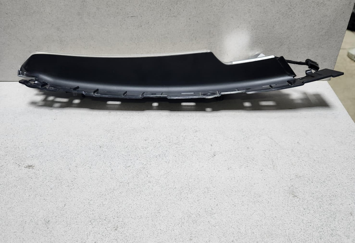 2016-2019 BMW 750i Rear Door Window Sunshade 7440850 7 Series G1