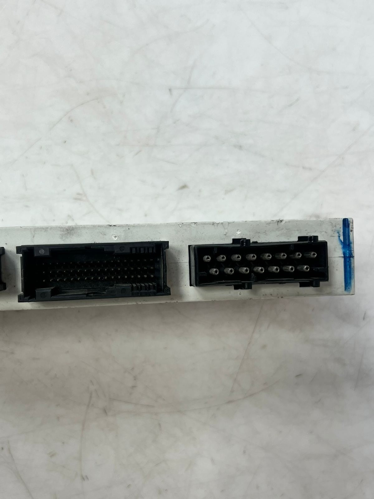BMW E46 M3 and 330i hardware version 2.0 GM5 Body Control Module 6944842