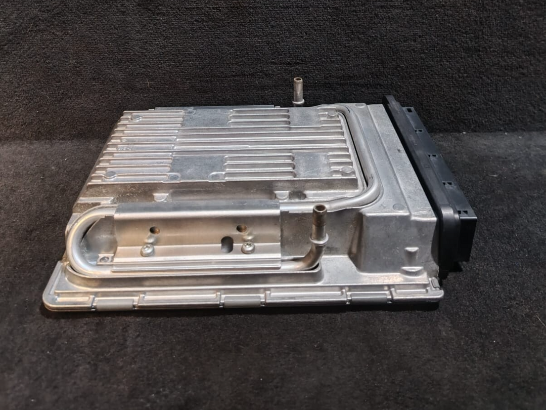 BMW 750i F02 N63 ENGINE CONTROL ECU UNIT   MSD85.01214 - 7604075