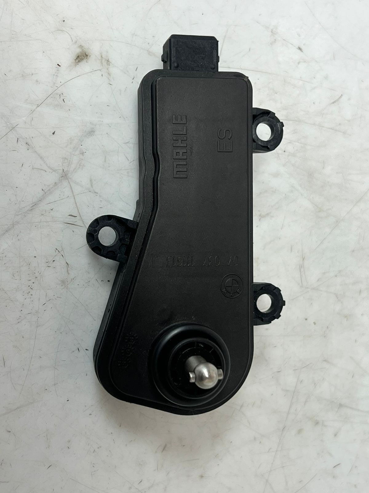2006-2008 BMW 750Li 7' E60 E61 E70 E65 E66 E67 Intake Manifold Actuator 7537998