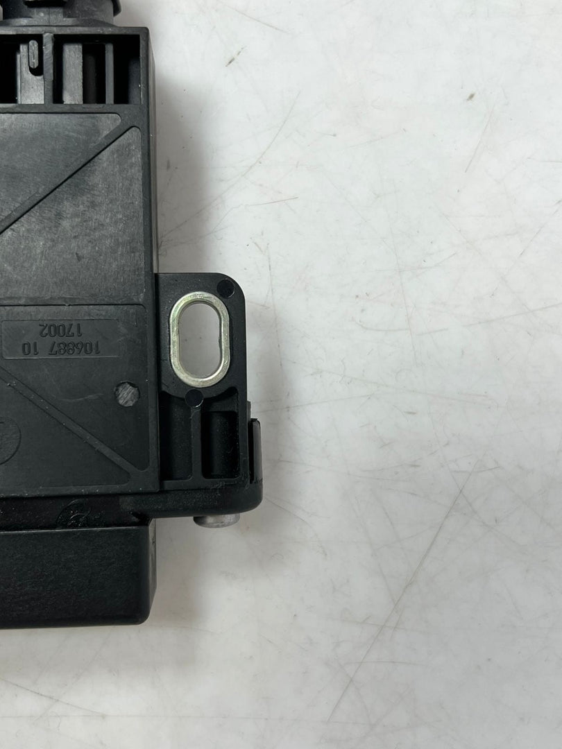 BMW B+ G32 640iX GT Distribution Control Unit Module 9394209 OEM