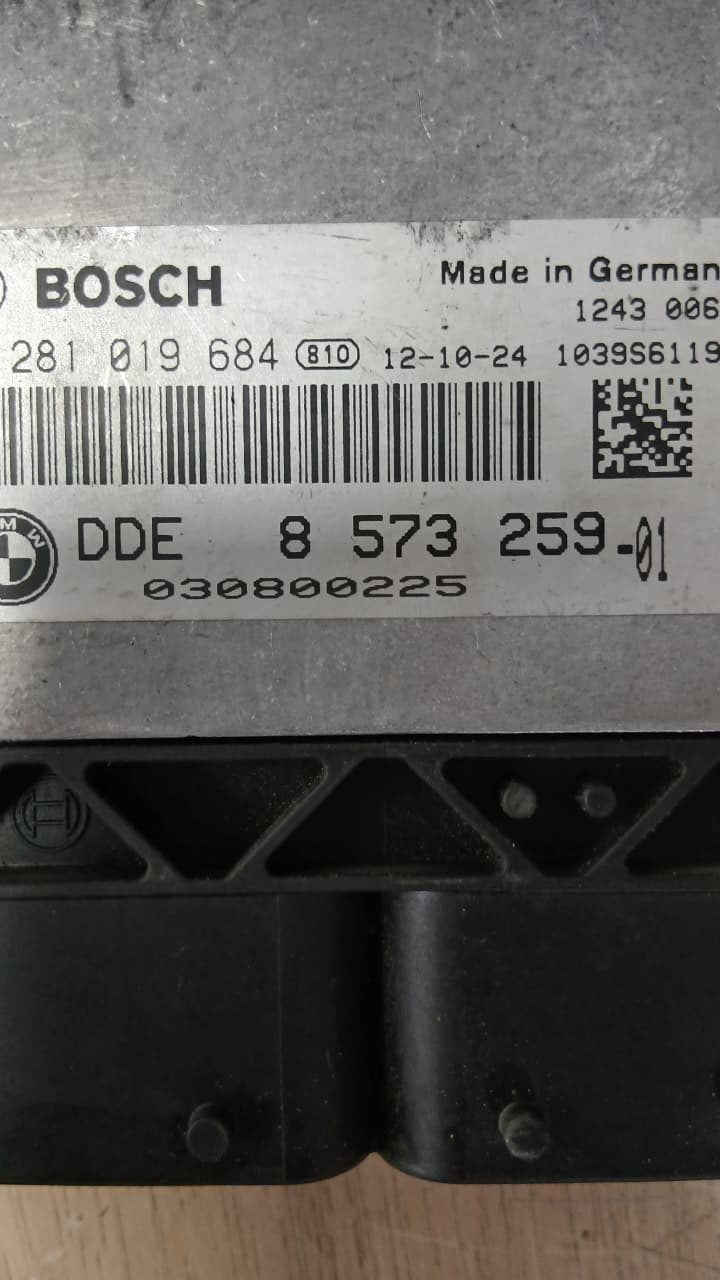 BMW Engine Control Unit 8573259 ECU 120d, 320d, and 520d F10 F30 F20 N47D20C