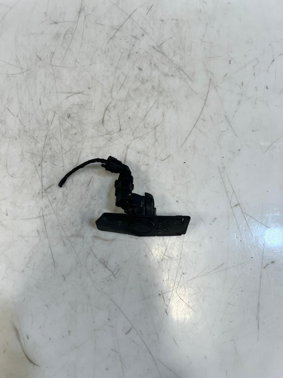 BMW E82 E81 E87 E88 E90 E91 E92 E93 PDC Parking Distance Sensor Front 9196705