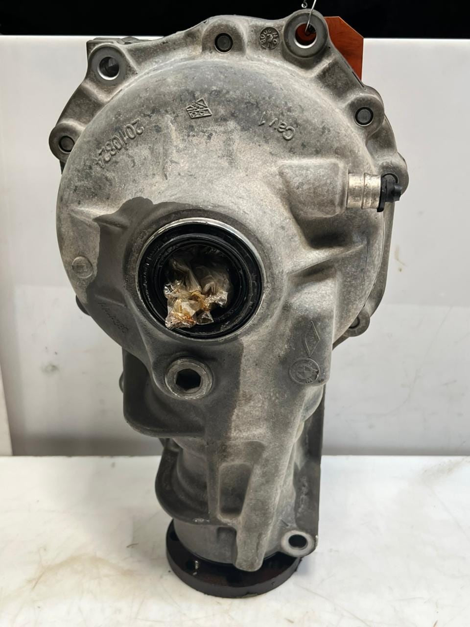2008-2015 BMW X6 E71 E72 Front Differential Active Hybrid 7563399 RATIO 3.64 OEM