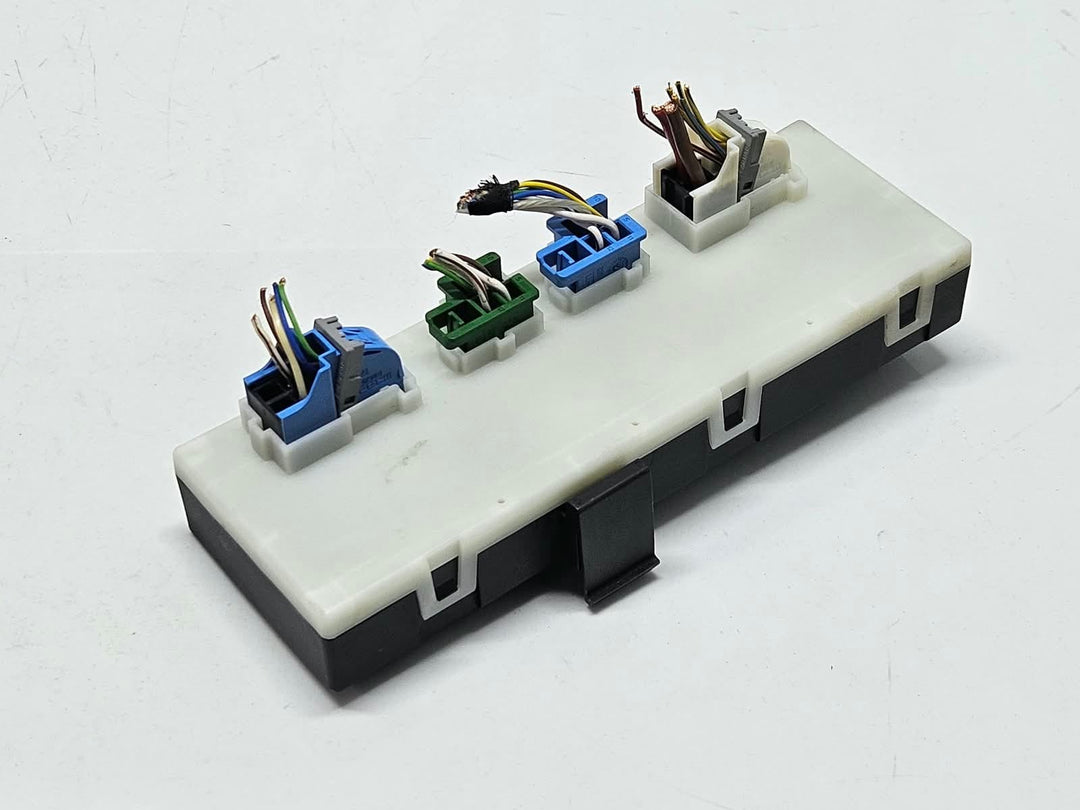 9465565-2019-2025 BMW X7 X5 G05 RHD Tailgate Control Module OEM