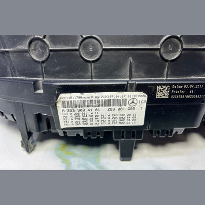 14-20 Mercedes-Benz W253 GLC AMG Instrument Cluster Speedometer A253 9004101 OEM