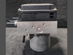 قم بتحميل الصورة إلى عارض الصور، OEM Brake Pump BMW X1 E84 Hydraulic Unit ABS Pump Module 6860214 6860215