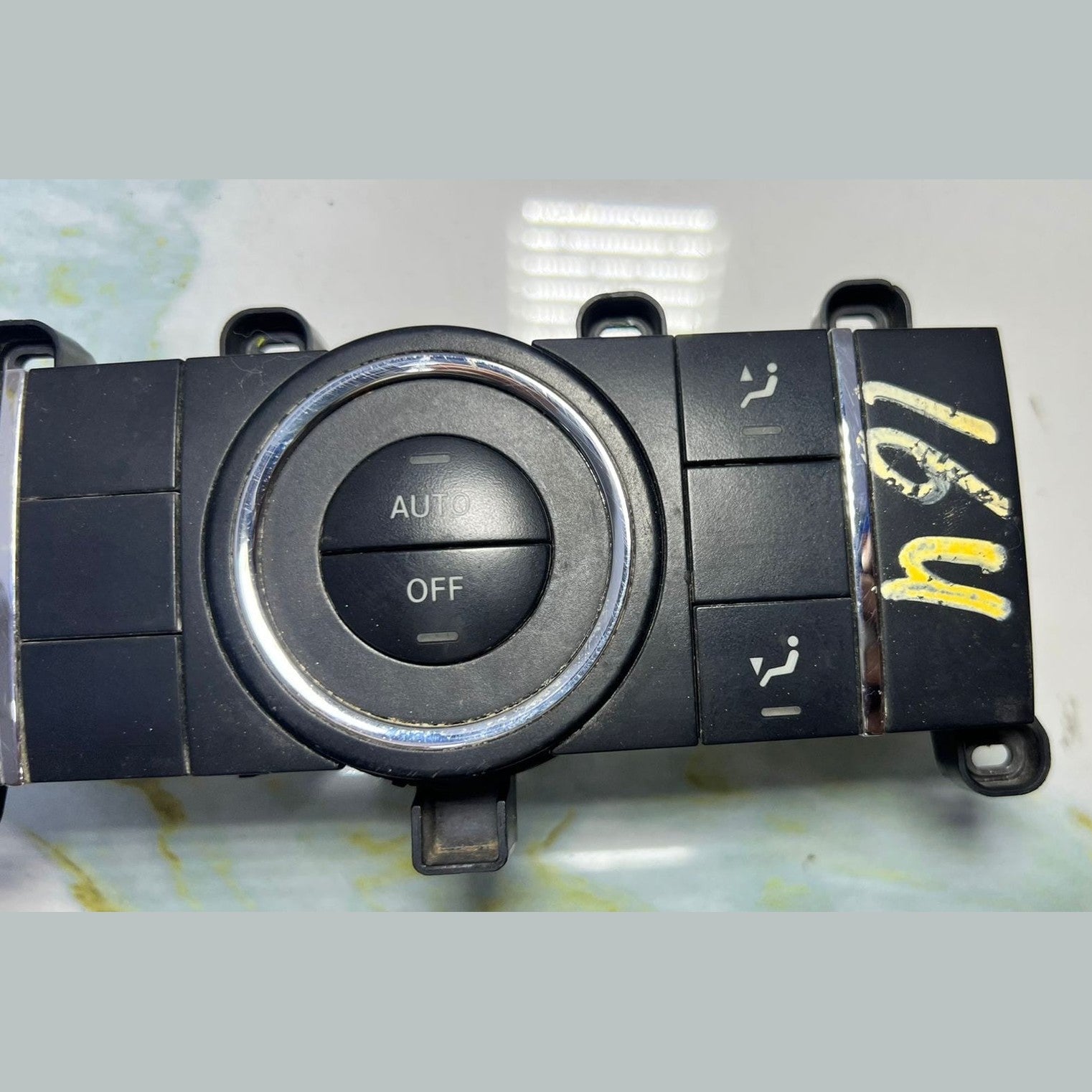 2006 Mercedes-Benz ML350 Rear Climate Control Unit A1648209389 ML W164 M-Class