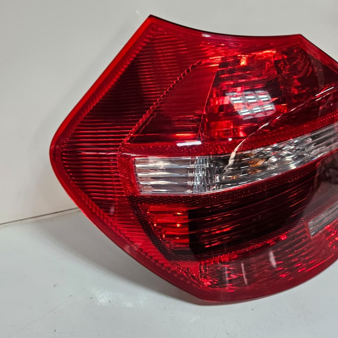 7131297-2008 BMW 1 Series E81 E87 120i Rear Taillight Rear Left OEM
