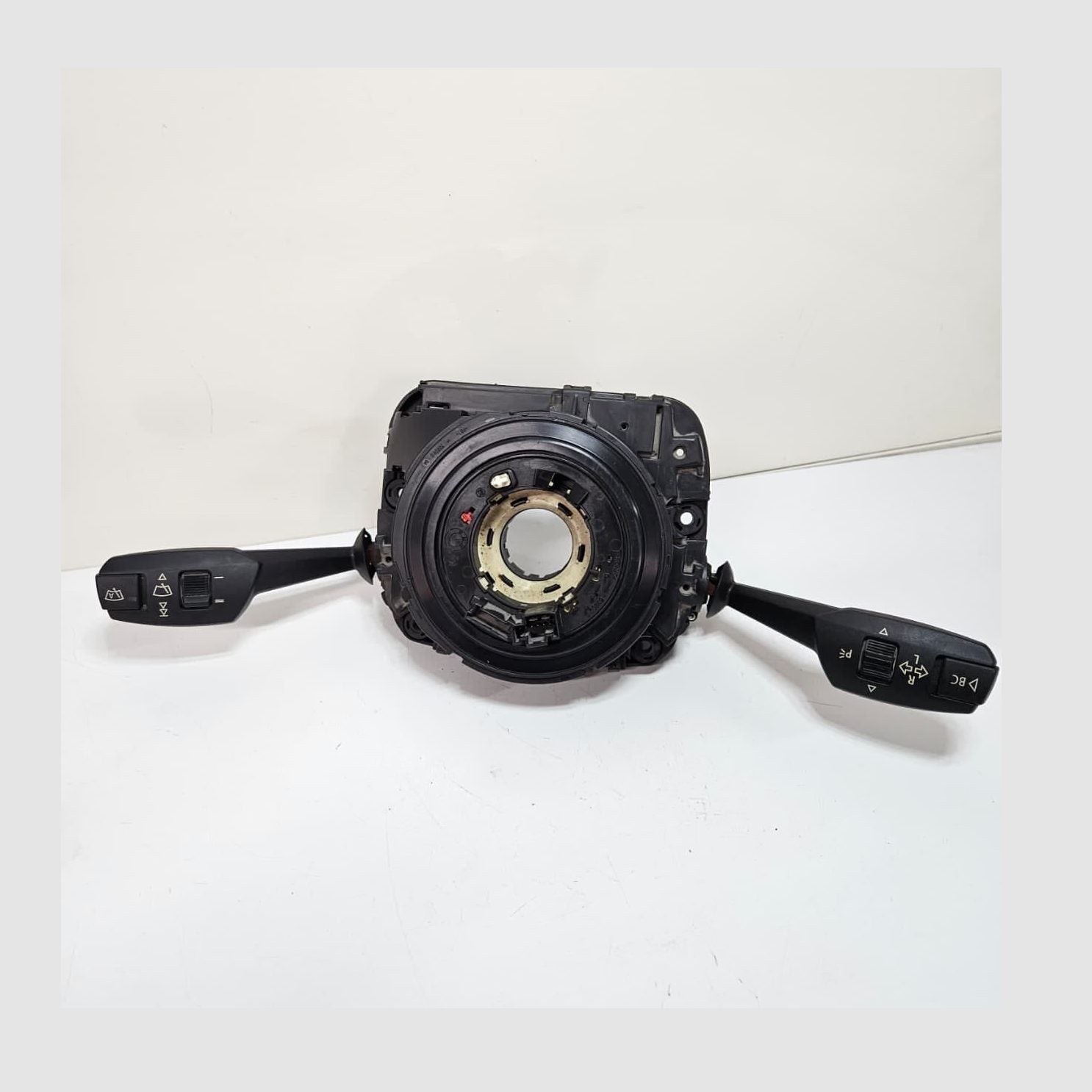 2012-2013 BMW E88, E90 X1 E84 118i Steering Column Switch 9123031