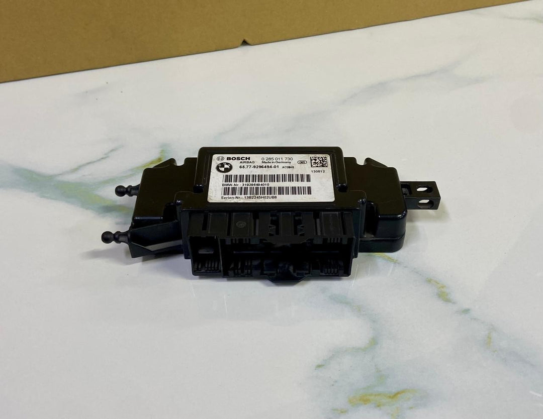 OEM BMW 1 2 3 4 SERIES F20 F22 F30 F32 F34 SRS MODULE CONTROL UNIT 9348726
