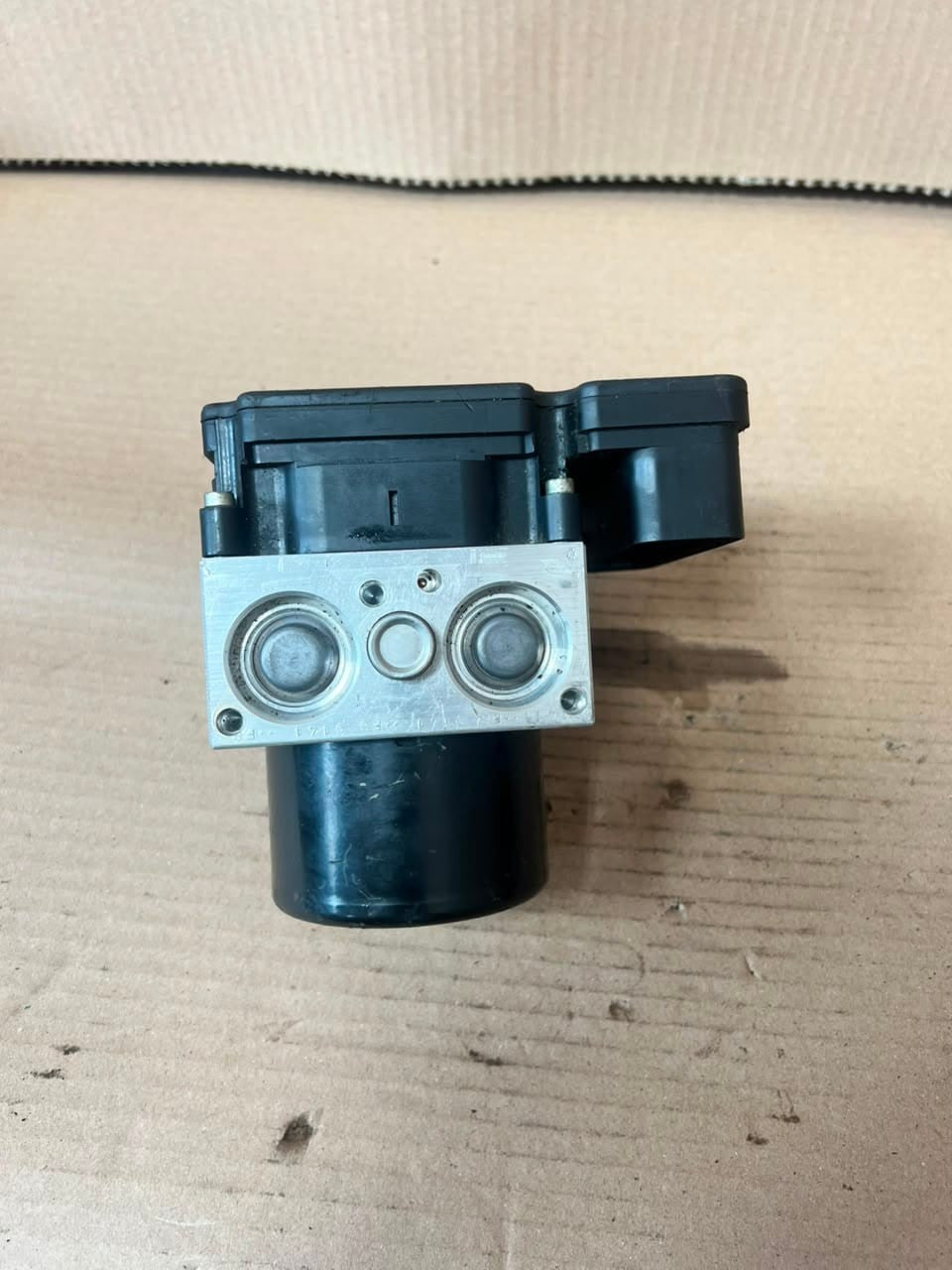 BMW 1 Series F20 F21 and 3 Series F30 Abs Pump Hydraulic Braking Unit 6791719 