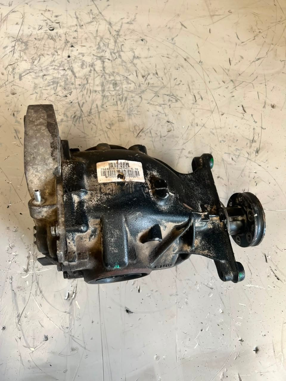 2000-2006 BMW X5 X4 X3 X6 X1 E53 3.0i 4.10 ratio Rear Differential 7524888 OEM