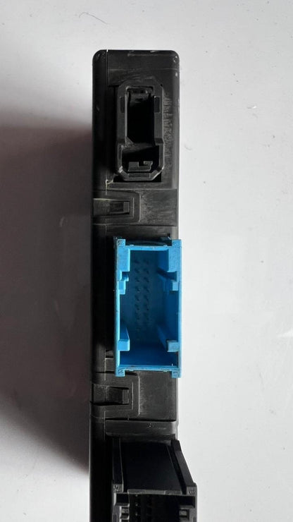 2011-17 BMW X3 Central Gateway Module 9267518 F25 E90 E60 E63 
