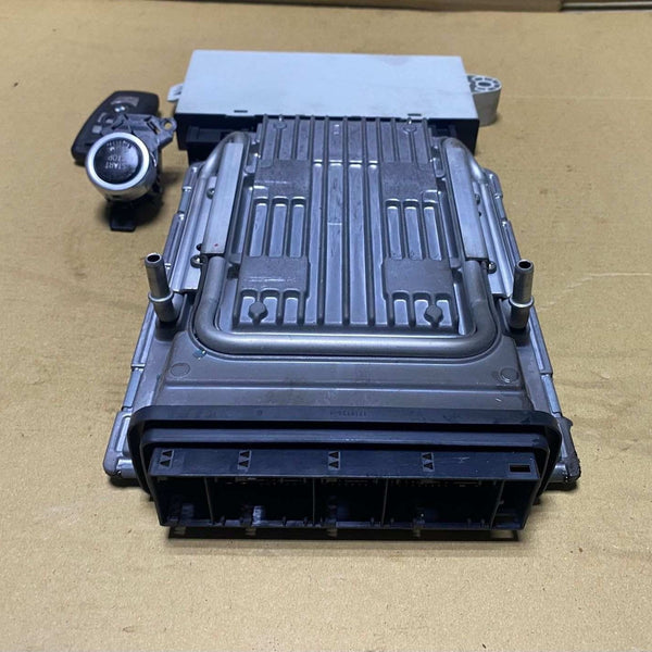 BOSCH 2009-2013 BMW 750i Engine Control Module 7608099 BMW 550i and 750i F01 F02