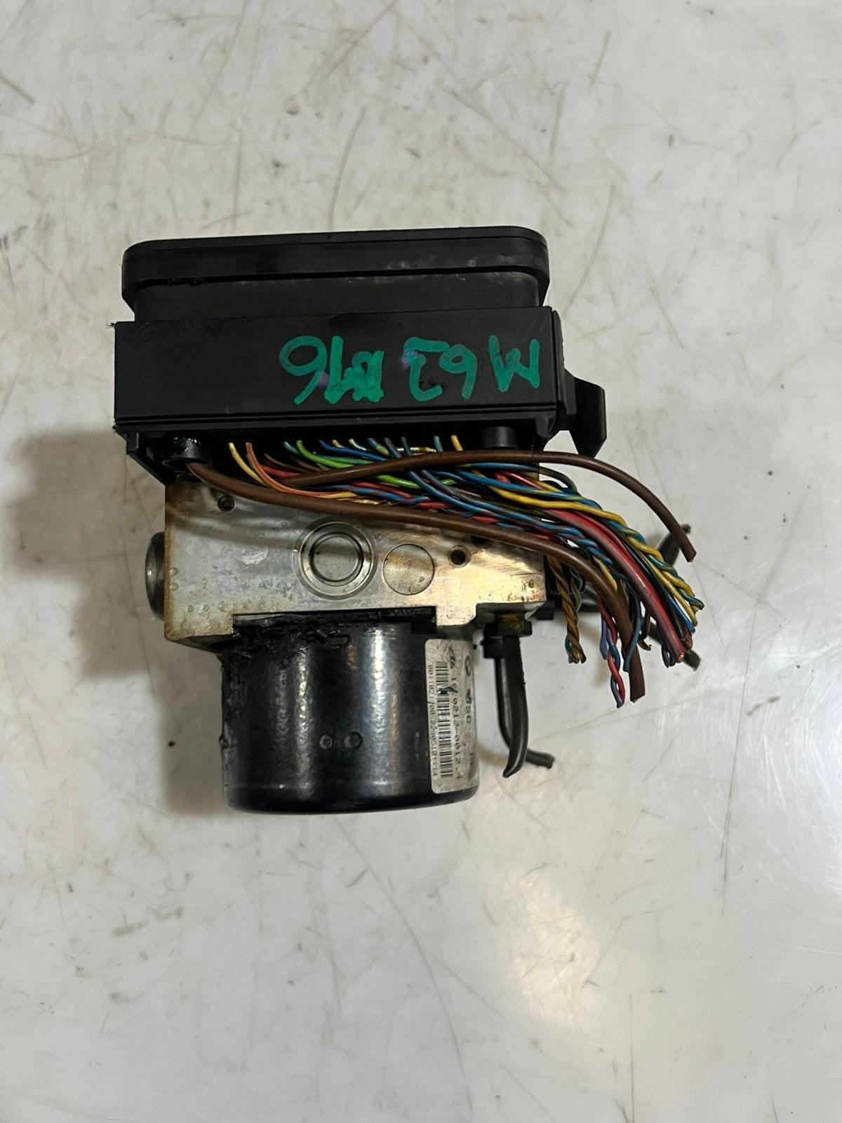2006-2010 BMW M5 M6 E60 E63 E64 ABS Pump Hydraulic Module 2283227 OEM