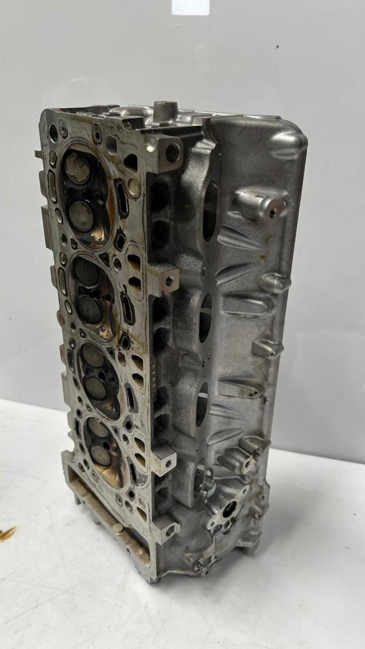 BMW Engine Cylinder Head 7845492 F06 F10 F12 F13 models with 4.4L petrol engines