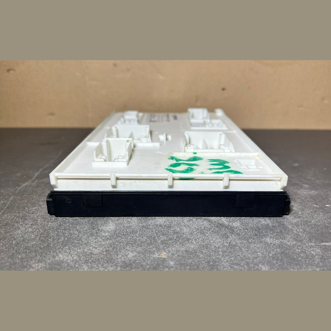 Mercedes-Benz W246 CLA B-Class Front SAM Control Module Unit A246 9009413 OEM
