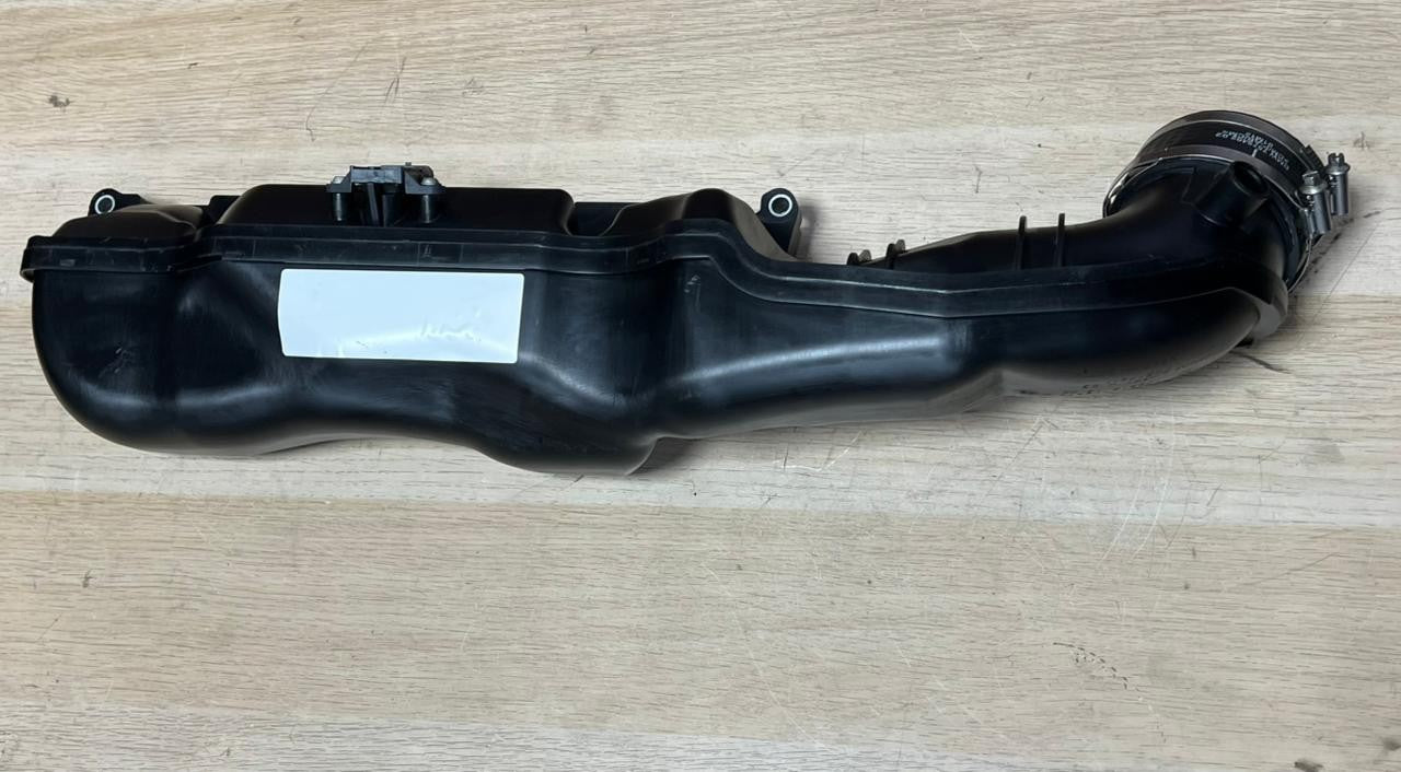 2012-2016 BMW M5 4.4L - Intake Manifold 7843274 RIGHT
