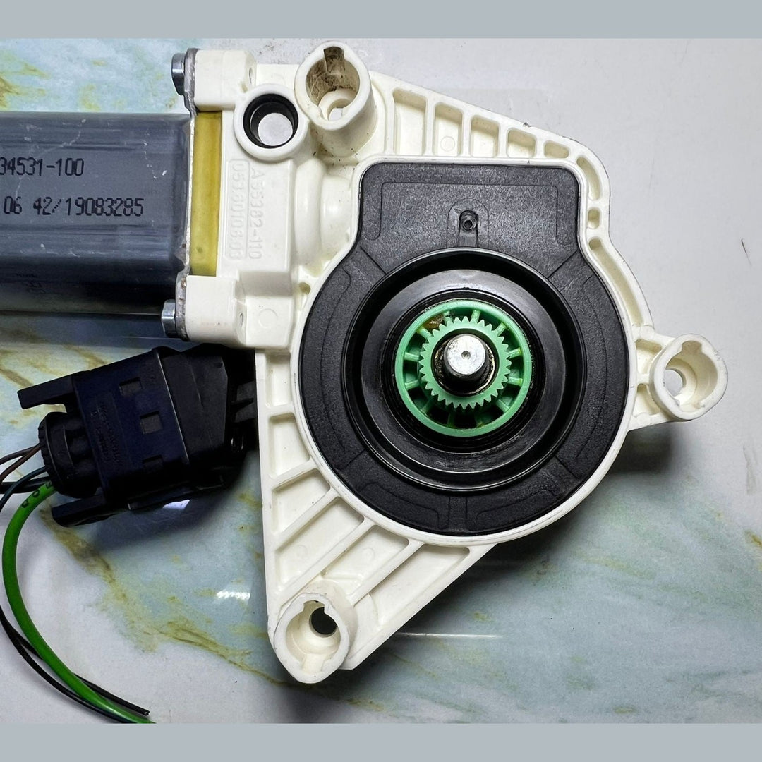 10-14 Mercedes-Benz W207 E-Class  Window Motor Front Right Side A207 8200642 OEM