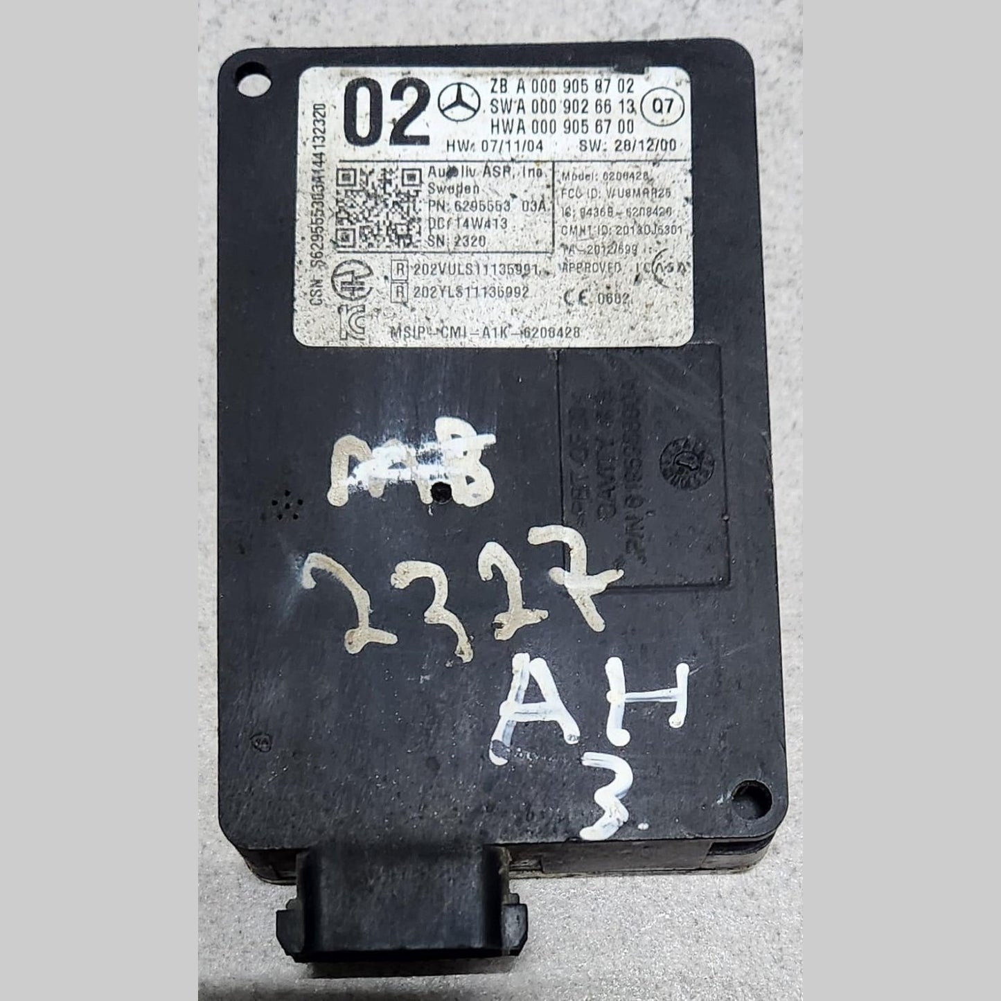 2015-2019 Mercedes-Benz C180 Radar Sensor Blind Spot Detection A0009058702 W212 