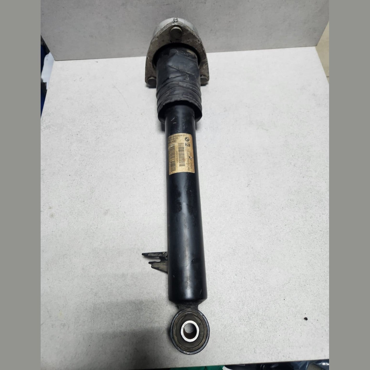 2007-2013 BMW X5 Rear Right Shock Absorber 6781928 E70 X5