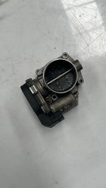 Load image into Gallery viewer, 2011-2016 BMW 550i Throttle Body 7555944 F10 550i, 650i, 750i 
