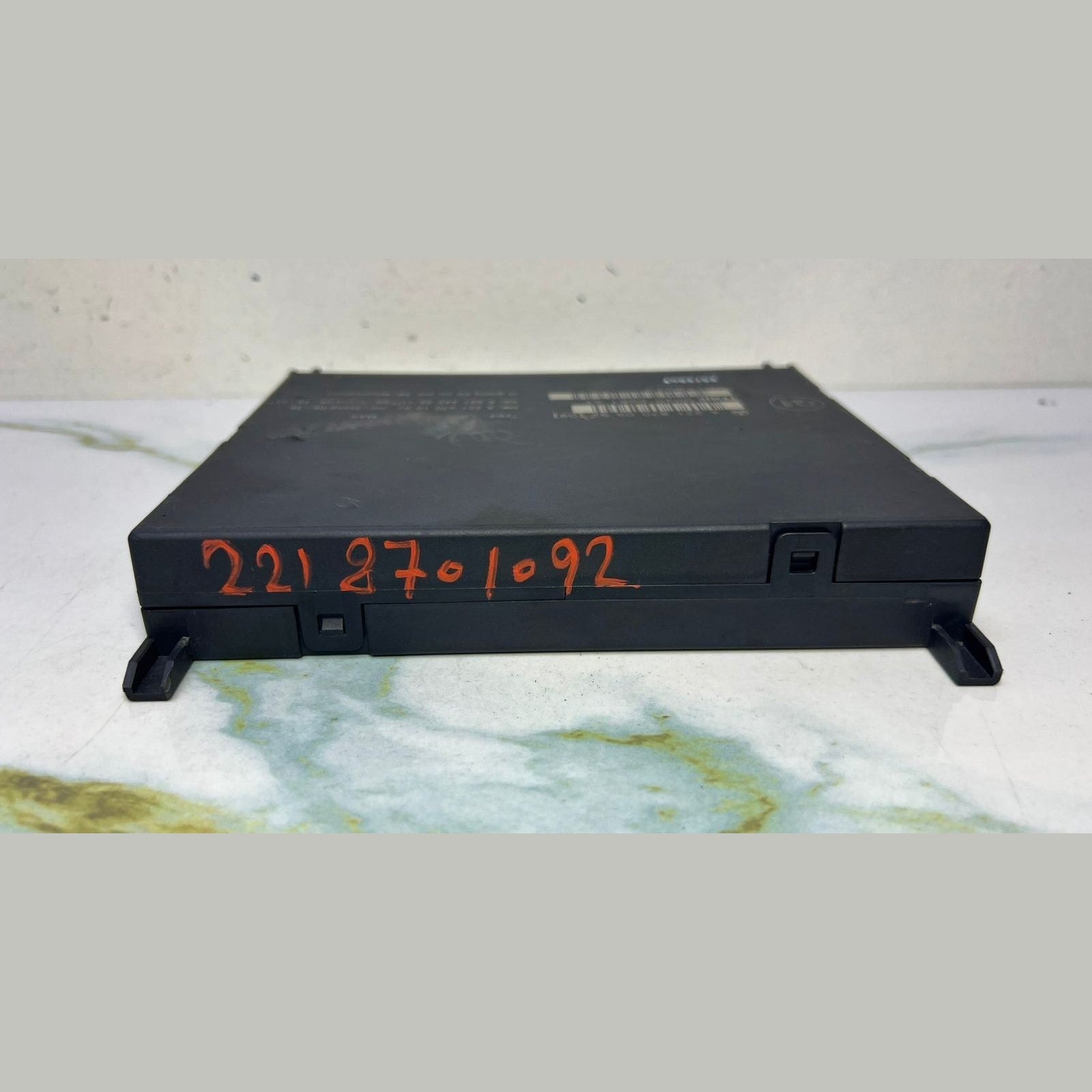 2007-2013 Mercedes-Benz S600 Rear Seat Control Module A2218700992 W221 S-Class