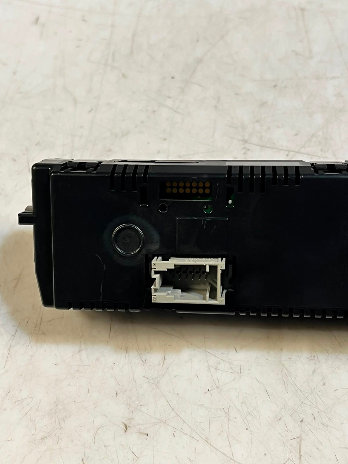 2010-2015 BMW X1 E84 E81 E82 E87 Air Conditioning Control Unit 9263303 OEM