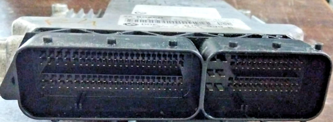 BMW X3 E83 2007 DIESEL AUTO Engine control unit module ECU DDE 7811999