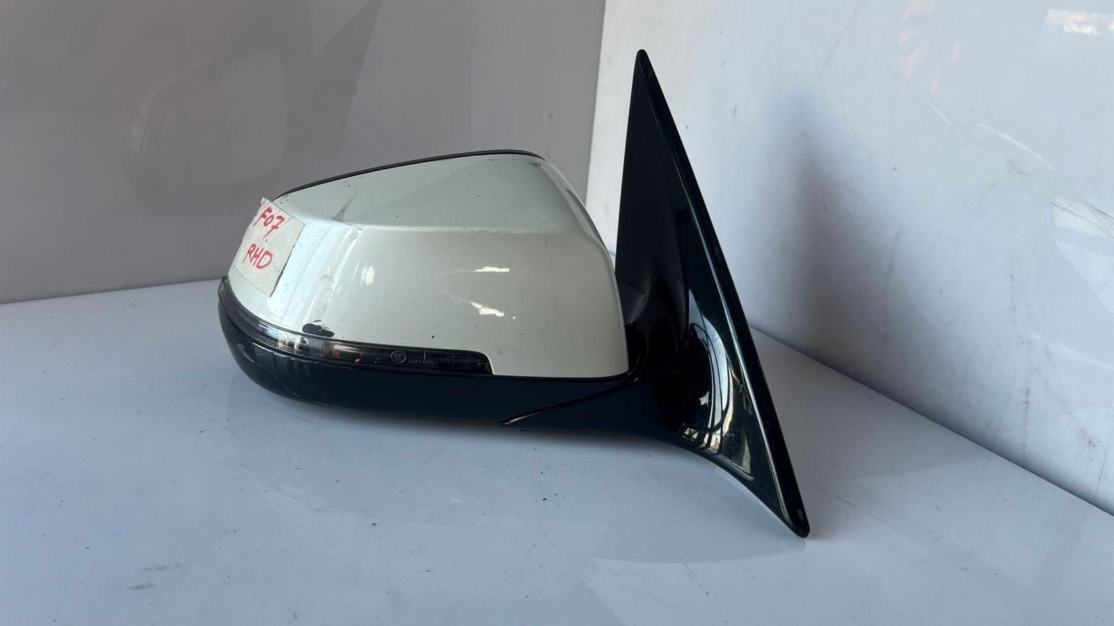 2010 BMW F07 GT LEFT Side View Mirror 7204767 RHD OEM